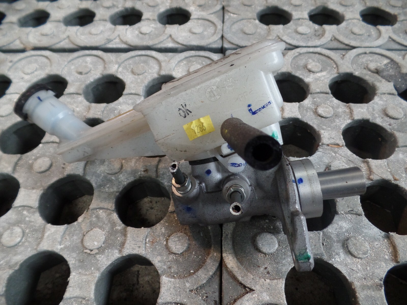 MK2 Nissan Note 2015 1.2 Petrol – Brake Master Cylinder