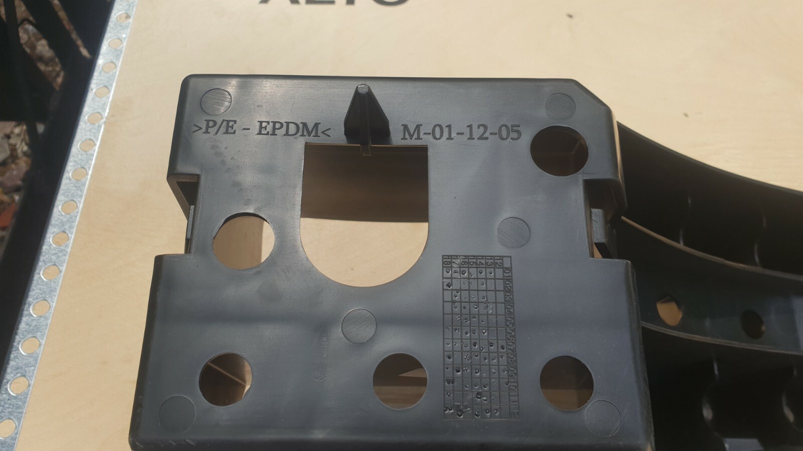 Genuine Renault Shock Damper Bumper Rear 850903474R - Image 3