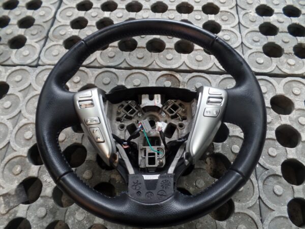 MK2 Nissan Note 2015 - Steering Wheel