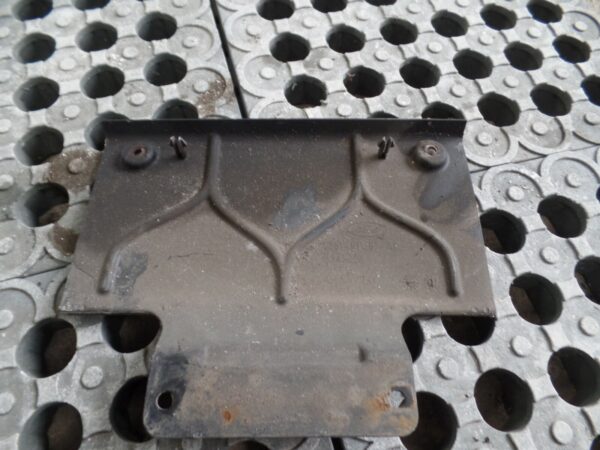 2013 FORD FOCUS MANUAL MK3. ENGINE UNDERTRAY. - Image 2