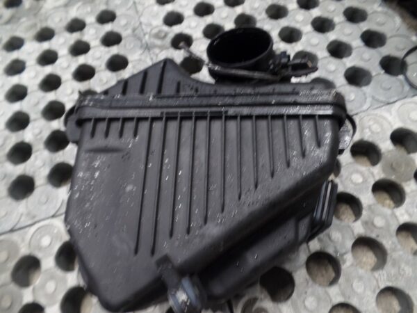 2010 MK2 2.2 CRDi Hyundai Santa Fe - Airbox with Mas Airflow - Image 3