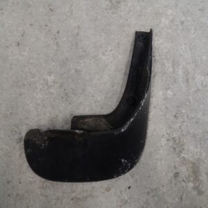 2010 HYUNDAI SANTA FE 2.2 DIESEL AUTOMATIC MUD FLAP.
