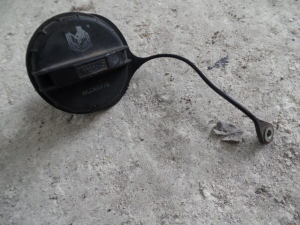 2003 LAND ROVER DISCOVERY. FUEL CAP