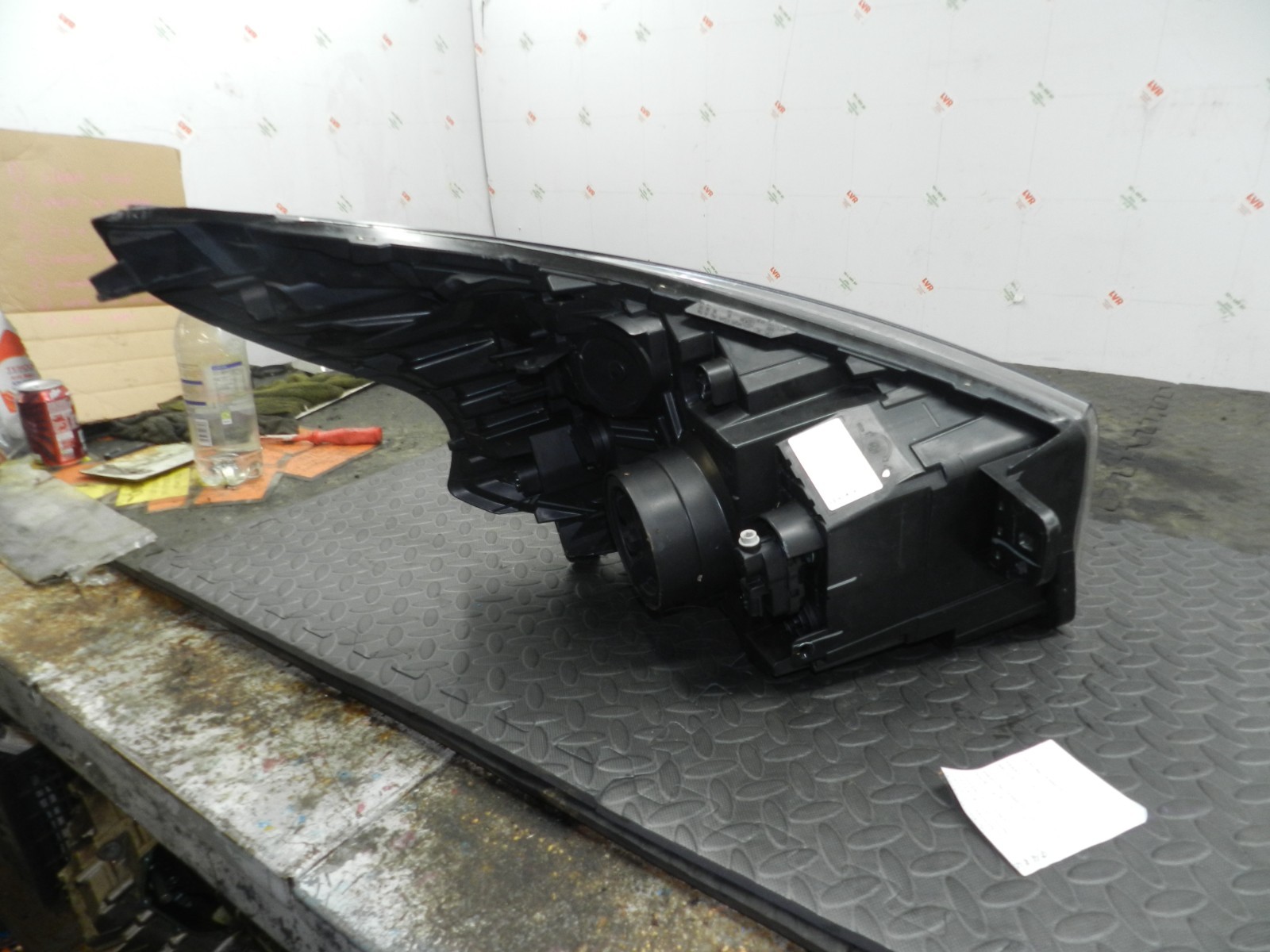 (H0021) INSURANCE DAMAGED HEADLIGHT VAUXHALL VIVARO PASSENGER SIDE 1LE01156517 - Image 5