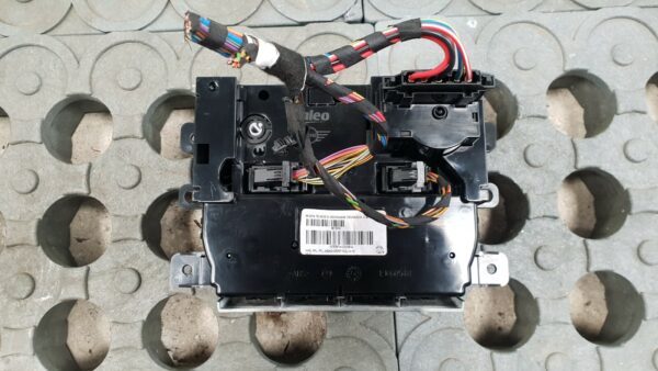 Mini Countryman 2014 1.6 Heater Climate Control Panel E1060548 | 9813074 - Image 2