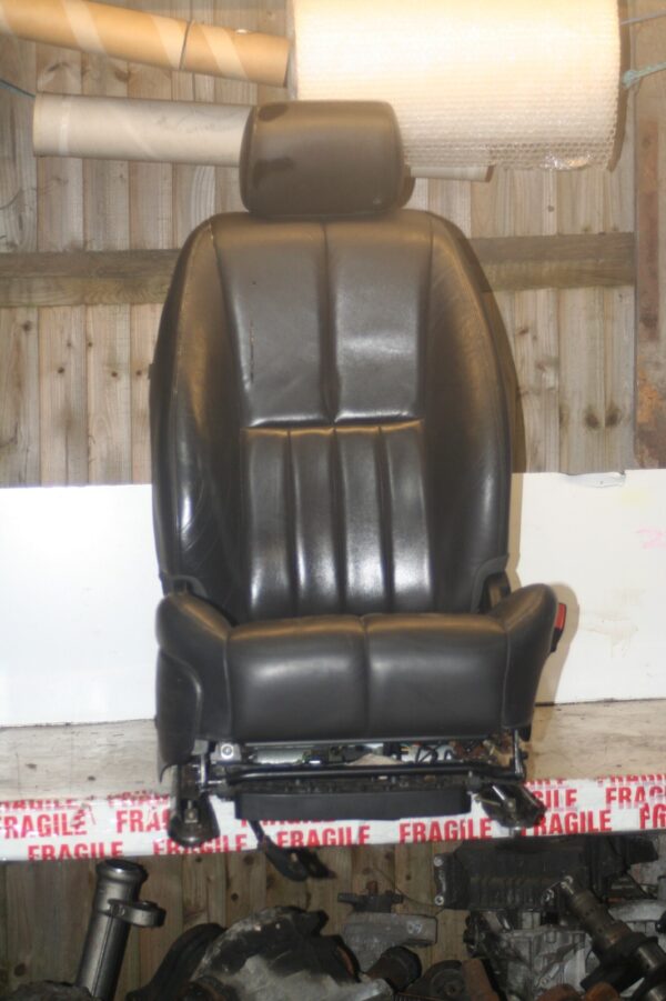 JAGUAR S TYPE. BLACK LEATHER FRONT SEATS - Image 4