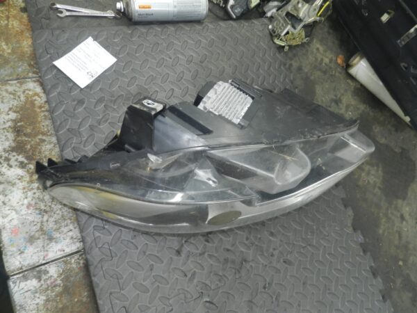 (H0065) INSURANCE DAMAGED HEADLIGHT PEUGEOT EXPERT PASSENGER SIDE 9808573780 - Image 6