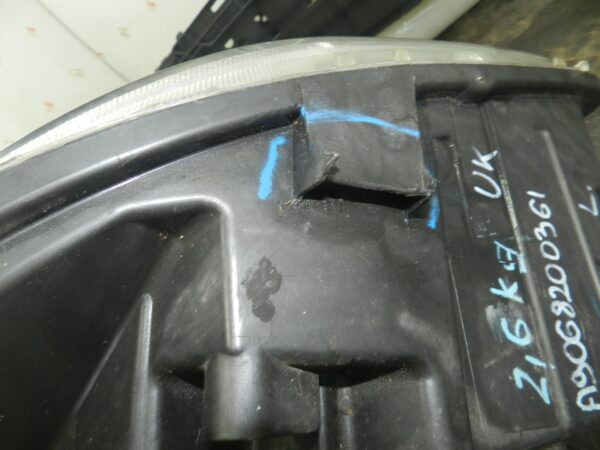 (H0077) INSURANCE DAMAGED HEADLIGHT MERCEDES SPRINTER PASSENGER SIDE 24738100 - Image 7