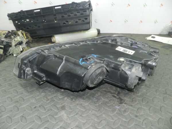 (H0082) INSURANCE DAMAGED HEADLIGHT VOLKSWAGEN POLO DRIVER SIDE 90124432 - Image 3
