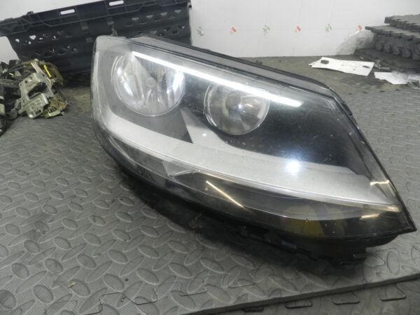 (H0083) INSURANCE DAMAGED HEADLIGHT VOLKSWAGEN SHARAN DRIVER SIDE  7N2941006C
