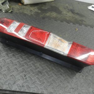 (R103) INSURANCE DAMAGED REAR LIGHT MERCEDES SPRINTER PASSENGER SIDE A9068200164
