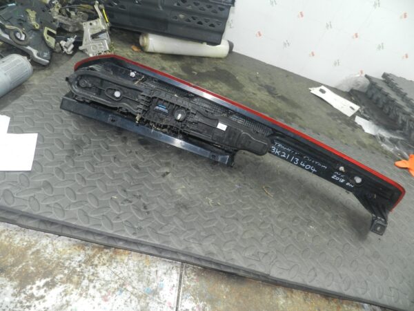 (R105) INSURANCE DAMAGED REAR LIGHT FORD TRANSIT CUSTOM DRIVER SIDE BK2113404AJ - Image 3