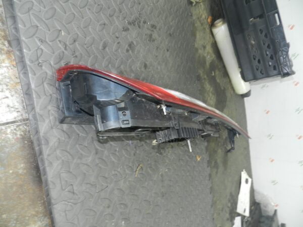 (R105) INSURANCE DAMAGED REAR LIGHT FORD TRANSIT CUSTOM DRIVER SIDE BK2113404AJ - Image 4
