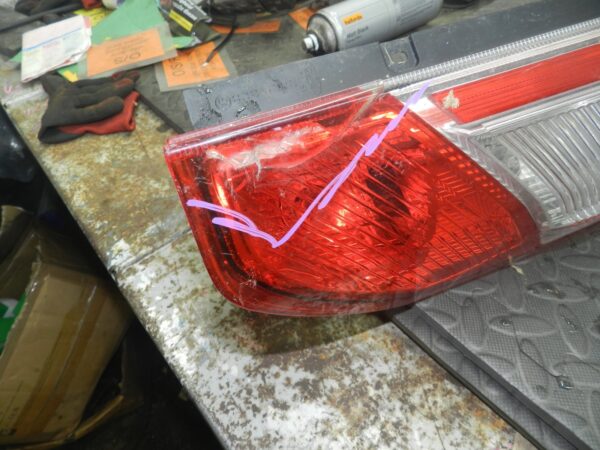 (R105) INSURANCE DAMAGED REAR LIGHT FORD TRANSIT CUSTOM DRIVER SIDE BK2113404AJ - Image 6