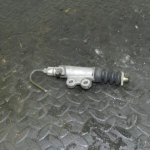 (129) 2005 HONDA JAZZ. CLUTCH SLAVE CYLINDER