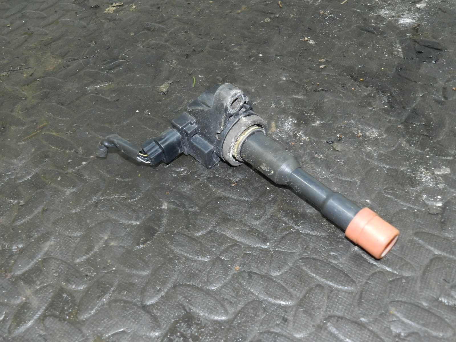 (129) 2005 HONDA JAZZ. IGNITION COIL PACK