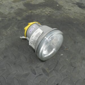 156. 2003 CITROEN C3 PLURIEL CONVERTIBLE. DRIVER SIDE FRONT FOG LIGHT