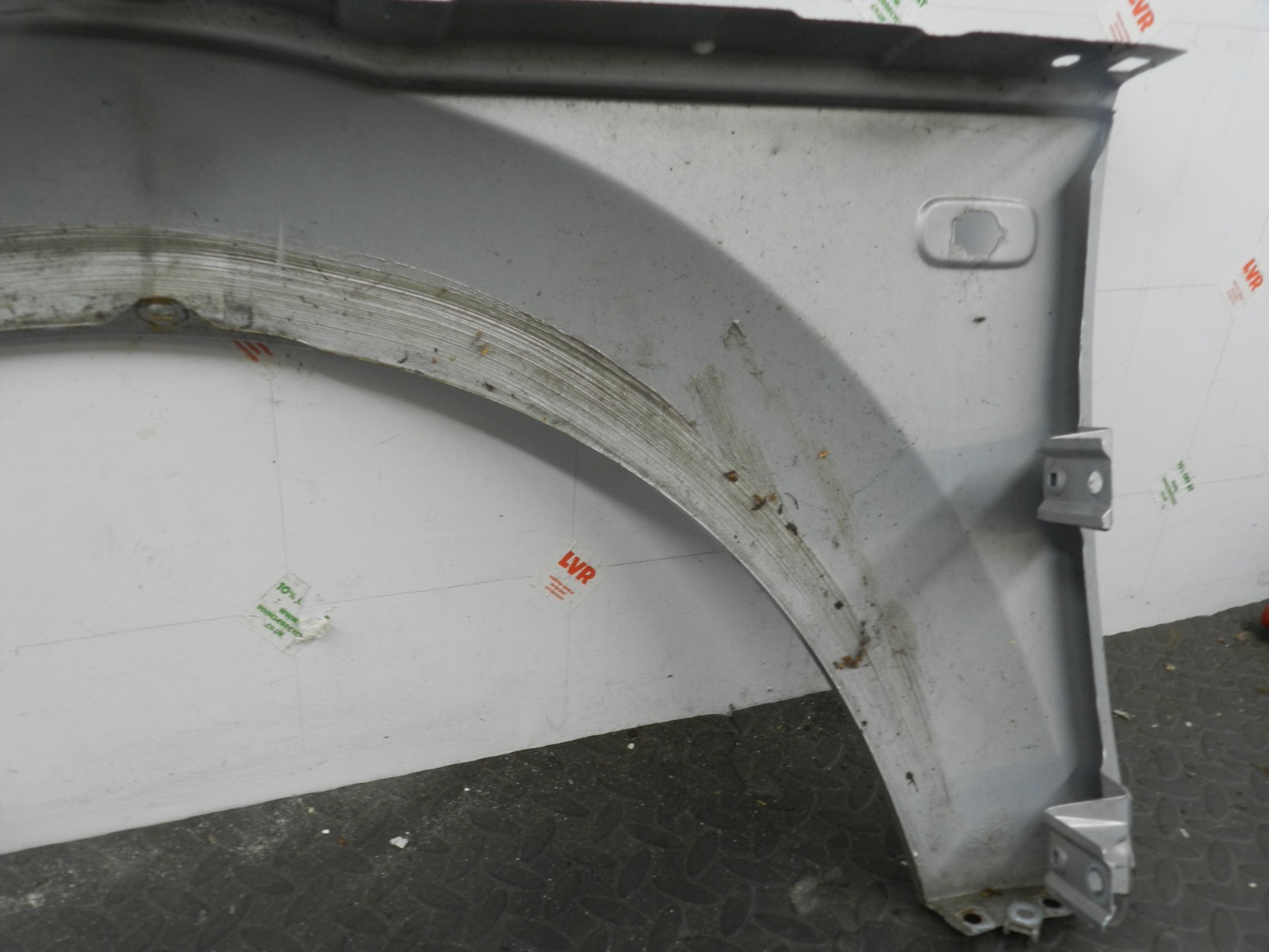 (160) 2000 AUDI TT QUATTRO 8N. DRIVER SIDE WING IN SILVER - Image 9