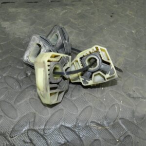 (160) 2000 AUDI TT QUATTRO 8N. RADIATOR MOUNTS RUBBERS