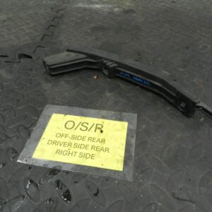 (160) 2000 AUDI TT QUATTRO 8N. DRIVER SIDE REAR BUMPER BRACKET MOUNT