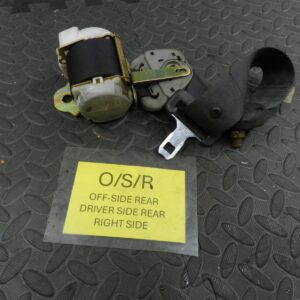 (145) 2003 TOYOTA RAV 4 MK2. DRIVER SIDE REAR SEAT BELT
