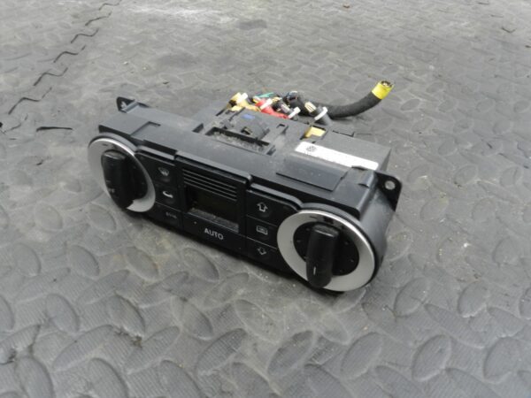 (160) 2000 AUDI TT QUATTRO 8N. HEATER CONTROL CLIMATE BUTTONS 8N0820043A