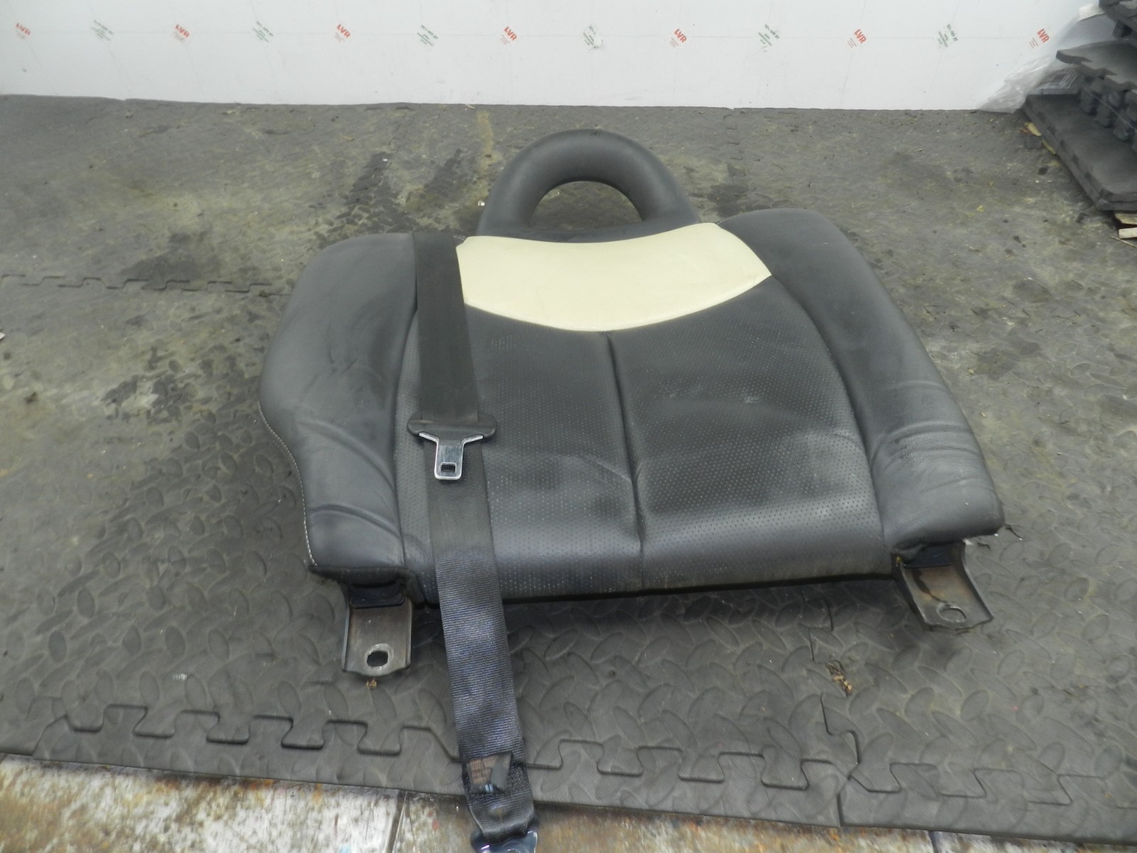 156. 2003 CITROEN C3 PLURIEL CONVERTIBLE. REAR LEATHER SEATS BLACK & CREAM - Image 6