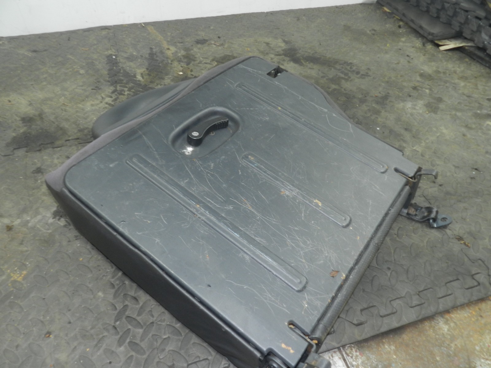 156. 2003 CITROEN C3 PLURIEL CONVERTIBLE. REAR LEATHER SEATS BLACK & CREAM - Image 7