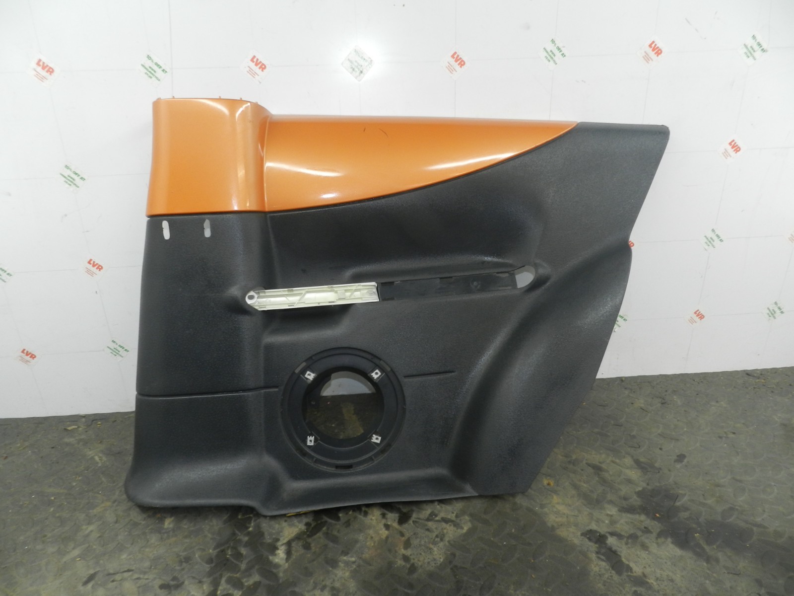 156. 2003 CITROEN C3 PLURIEL CONVERTIBLE. DRIVER SIDE REAR DOOR CARD PANEL