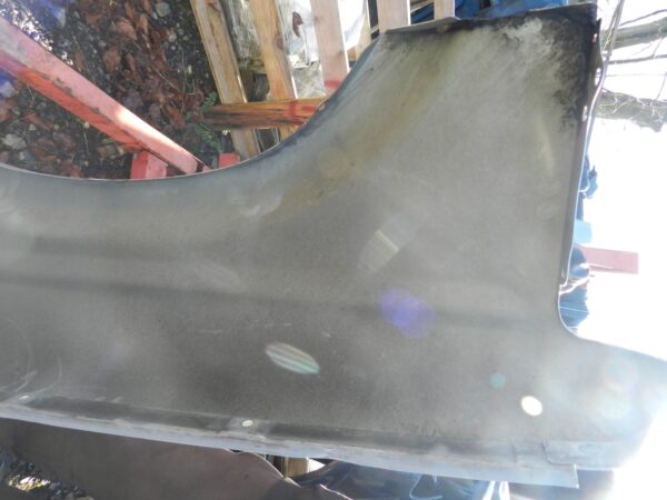 (154) 2003 LAND ROVER DISCOVERY 2 TD5. DRIVER SIDE WING IN SILVER - Image 5