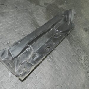 (160) 2000 AUDI TT QUATTRO 8N. PASSENGER SIDE INNER WING TRIM GUARD 8N0821111A