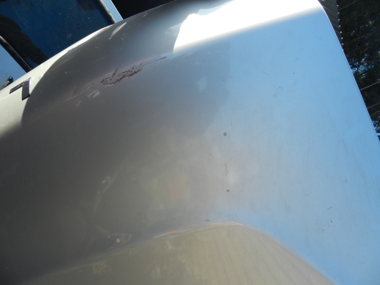 155 1999 LAND ROVER DISCOVERY 2 4.0 V8. BONNET IN SILVER / GOLD - Image 2