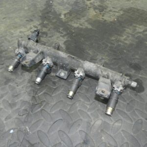 156. 2003 CITROEN C3 PLURIEL CONVERTIBLE. 1.4 PETROL FUEL INJECTORS & RAIL