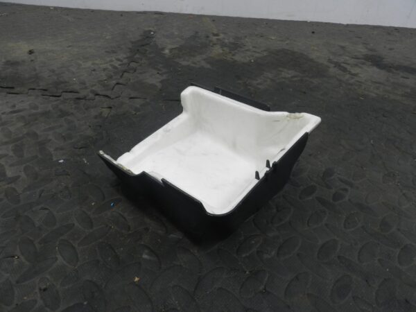 156. 2003 CITROEN C3 PLURIEL CONVERTIBLE. FUSE BOX LID COVER - Image 2