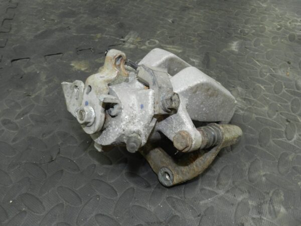 (160) 2000 AUDI TT QUATTRO 8N. PASSENGER REAR BRAKE CALIPER SLIGHTLY USED - Image 4