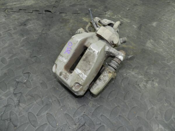 (160) 2000 AUDI TT QUATTRO 8N. DRIVER SIDE REAR BRAKE CALIPER - Image 3