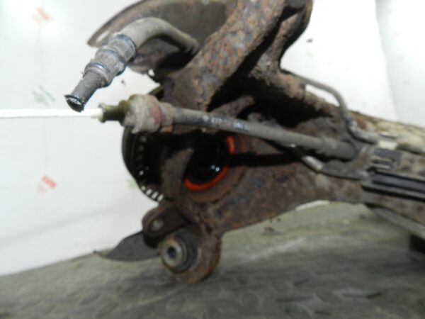 (160) 2000 AUDI TT QUATTRO 8N. DRIVER SIDE REAR STUB AXLE SWING TRAILING ARM - Image 3
