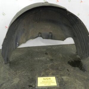 (160) 2000 AUDI TT QUATTRO 8N. PASSENGER SIDE REAR INNER WHEEL ARCH LINER