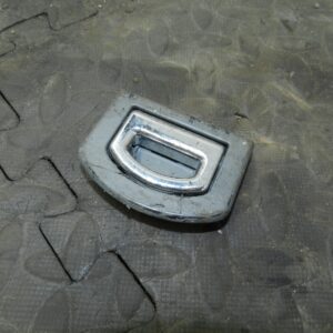(160) 2000 AUDI TT QUATTRO 8N. BOOT TIE DOWN LUGGAGE