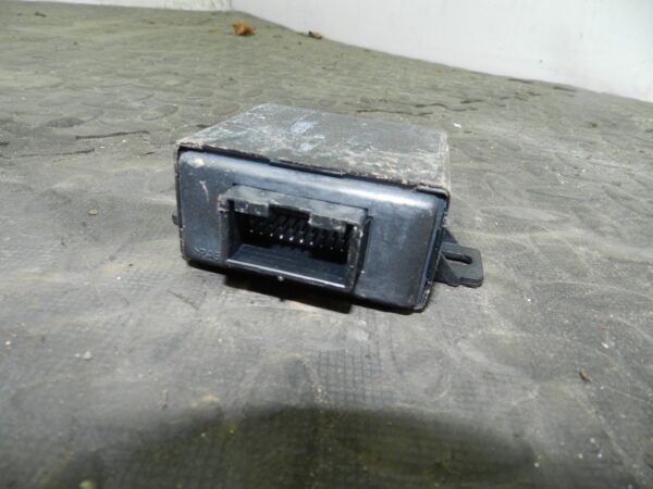 (160) 2000 AUDI TT QUATTRO 8N. HEADLIGHT RANGE CONTROL MODULE ECU 4B0907357 - Image 2