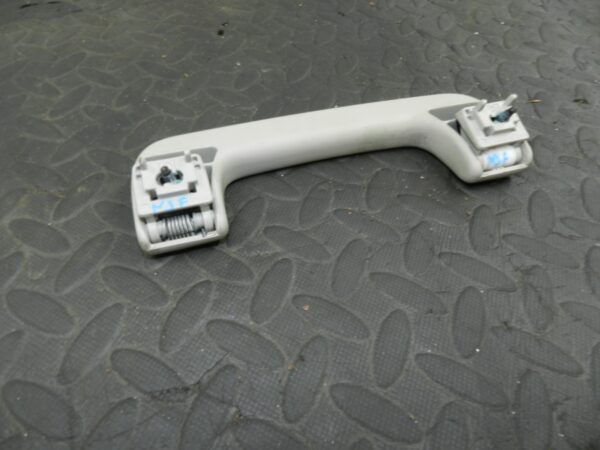159. 2010 AUDI Q7 S LINE. GRAB HANDLE - Image 2