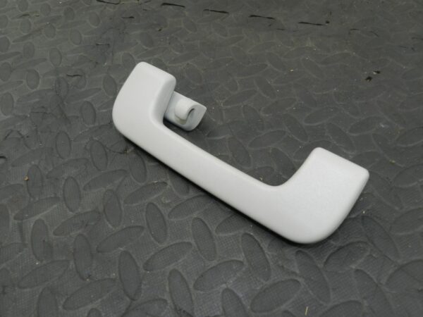159. 2010 AUDI Q7 S LINE. GRAB HANDLE