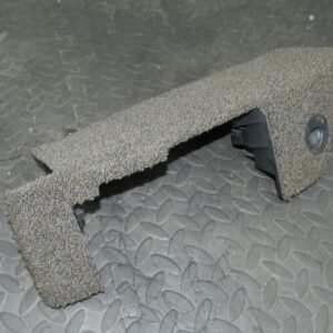 159. 2010 AUDI Q7 S LINE. DRIVER SIDE FRONT SEAT CARPET TRIM