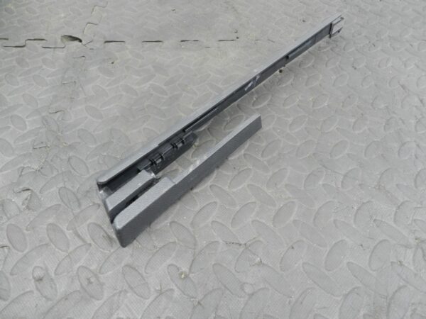 159. 2010 AUDI Q7 S LINE. SEAT RUNNER COVER TRIM - Image 3