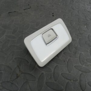 159. 2010 AUDI Q7 S LINE. INTERIOR LIGHT