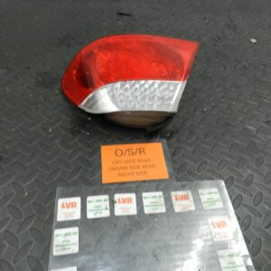 143. 2003 BMW E46 318Ci CONVERTIBLE. DRIVER SIDE REAR LED LIGHT UNIT