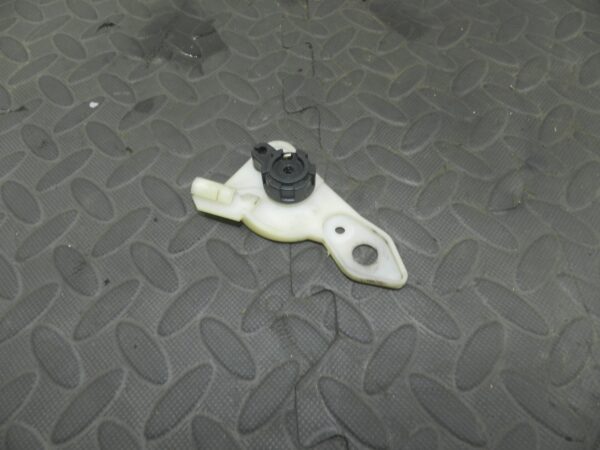 157. 1997 BMW 323I E36 CONVERTIBLE. BONNET RELEASE MECHANISM