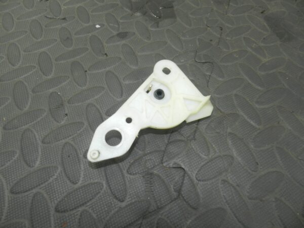 157. 1997 BMW 323I E36 CONVERTIBLE. BONNET RELEASE MECHANISM - Image 3
