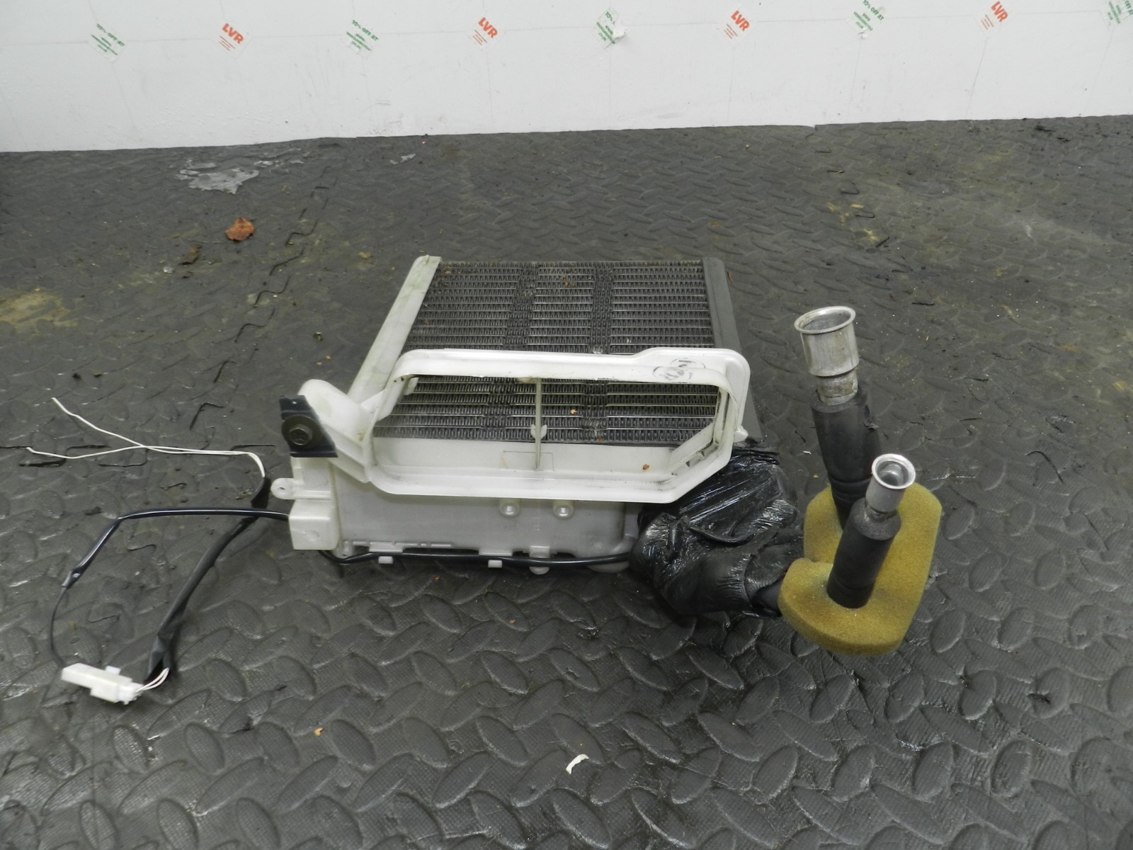 (145) 2003 TOYOTA RAV 4 MK2. AIR CON A/C MATRIX RADIATOR CORE EVAPORATOR