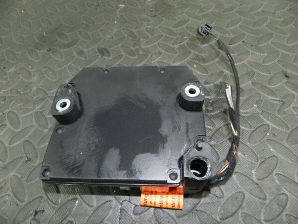 143. 2003 BMW E46 318Ci CONVERTIBLE. ROLL OVER MODULE SENSOR ECU 6918515 - Image 3